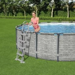 Piscine Tubulaire Ronde Bestway Steel Pro Max 4,88 X 1,22 M -Intex Soldes Magasin 5619e piscine tubulaire ronde bestway steel pro max 428 122 ambiance 2