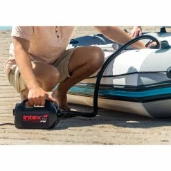 Gonfleur éléctrique Compresseur 12 & 220 V Intex -Intex Soldes Magasin 68609 ambiance min