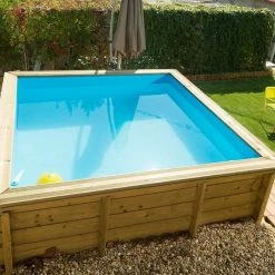 Piscinette Tropic Junior En Bois Pour Enfants 2 X 2 M -Intex Soldes Magasin piscine bois tropic junior ambiance2 min
