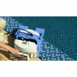 Robot De Piscine Maytronics DOLPHIN Explorer SF40 -Intex Soldes Magasin robot de piscine maytronics dolphin explorer sf40 ambiance studio11