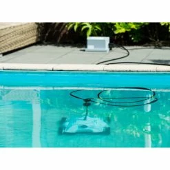 Robot Nettoyeur Fond De Piscine Ubbink Robotclean 1 Noir Et Blanc 8 Robot Nettoyeur Fond De Piscine Ubbink Robotclean 1 Noir Et Blanc -Intex Soldes Magasin robotclean 1 fond piscine ubbink ambiance 2