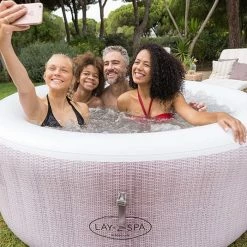 Spa Gonflable Bestway Lay-Z Spa CANCUN AirJet 4 Places -Intex Soldes Magasin spa gonflable rond lay z spa cancun airjet 9